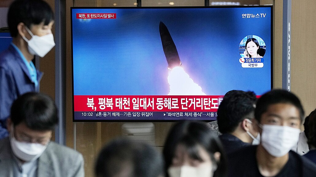 Severní Korea v noci na neděli odpálila balistickou střelu krátkého doletu...