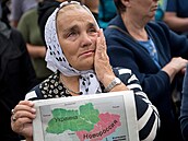 Žena s mapou Novoruska na demonstraci proruských separatistů v Doněcku (18....