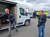 Policisté zajistili do středeční 13. hodiny na Jižní Moravě už 265 nelegálních...