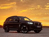 BMW ukazuje, že i poměrně velké a luxusní SUV může mít nízkou spotřebu ......