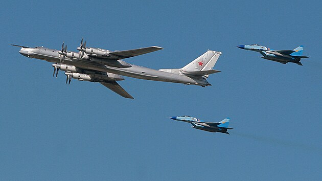 Rusk strategick bombardr schopn nst jadern zbran Tu-95