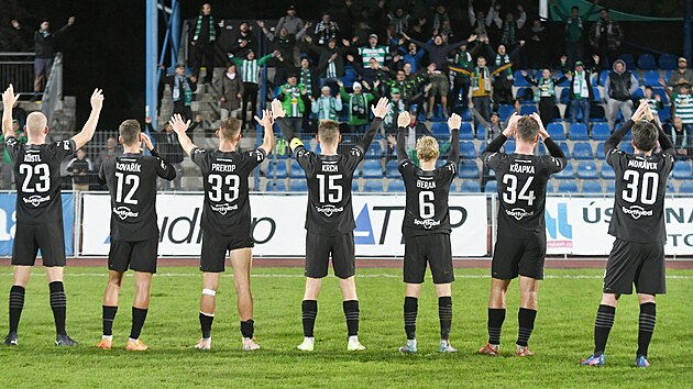 Fotbalist Bohemians oslavuj vhru na hiti st.