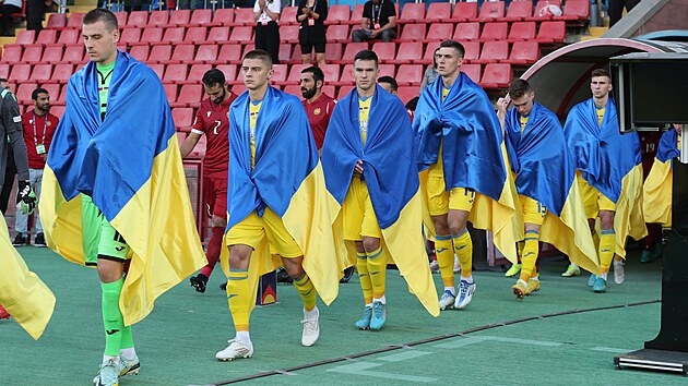 Ukrajint fotbalist nastupuj k utkn Ligy nrod proti Armnii.