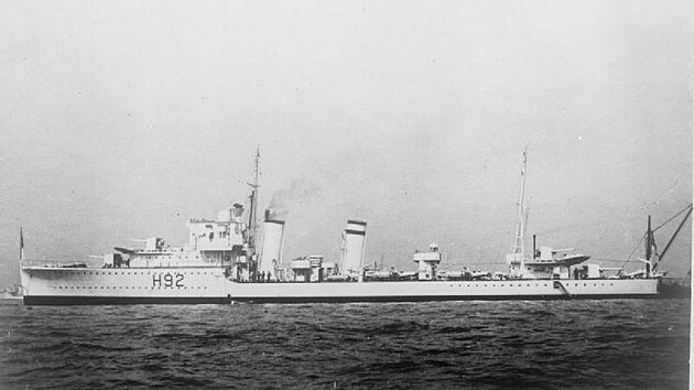 Torpédoborec HMS Glowworm, který taranoval křižník Admiral Hipper.