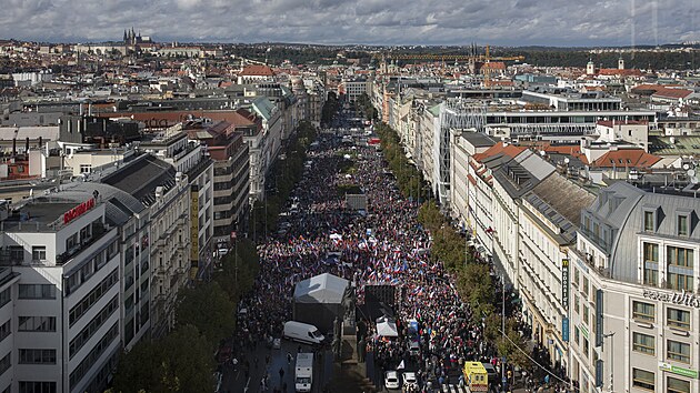 Demonstrace Česká republika na 1. místě s názvem Nenásilná revoluce v Praze. (28. září 2022)