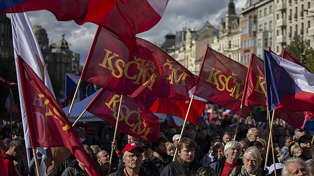 Demonstrace esk republika na 1. mst s nzvem Nensiln revoluce v Praze. (28. z 2022)