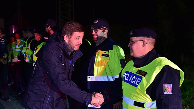 Policie začala kvůli nárůstu migrace kontrolovat hraniční přechody se Slovenskem. (29. září 2022)