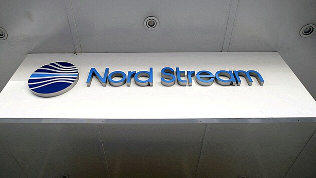 Logo spolenosti Nord Stream na hlavnm sdle firmy ve vcarskm Zugu (1. bezna 2022)