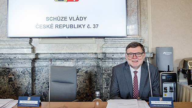 Ministr financ Zbynk Stanjura pi jednn vldy 21. z 2022