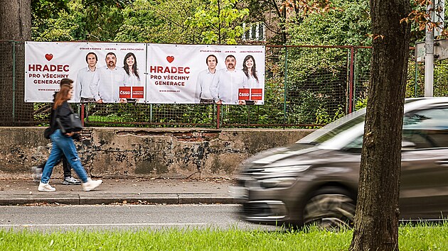 Kampa politickch uskupen v ulicch Hradce Krlov. (24. 9. 2022)