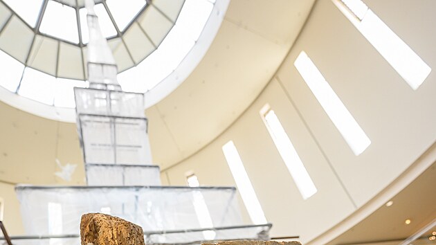 V brněnské Galerii Vaňkovka vyrostla 16 metrů vysoká napodobenina věže kostela svatého Jakuba Staršího. Je součástí výstavy nazvané Kostel ve Vaňkovce?, kterou si v nákupním centru budou moci návštěvníci prohlédnout do 10. října.