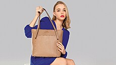 Taka, bez té by se zamstnaná ena neobela. ím vtí, tím lepí. Praktické...