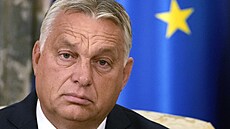 Maarský premiér Viktor Orbán naslouchá srbskému prezidentovi Aleksandaru...