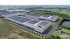 Vizualizace gigafactory Volkswagenu v německém Salzgitteru. Další fabriky na...