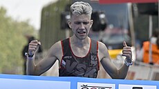 Martin Zajíc vít�zí ve 126. ro�níku b�eckého závodu B�chovice-Praha