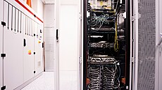 Datová zaízení v telekomunikaním sále Datového centra O2