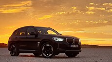 BMW ukazuje, �e i pom�rn� velké a luxusní SUV m��e mít nízkou spot�ebu ......