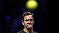 Roger Federer p�i tréninku v d�ji�ti Laver Cupu.