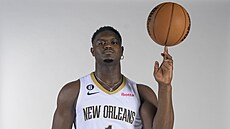 Zion Williamson z New Orleans Pelicans se po roce vrací do hry.