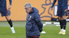 Fernando Santos na tréninku portugalské fotbalové reprezentace v praském Edenu.