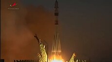 Start rakety Sojuz-2.1a s lodí Sojuz MS-22 s dvma Rusy a jedním Amerianem na...