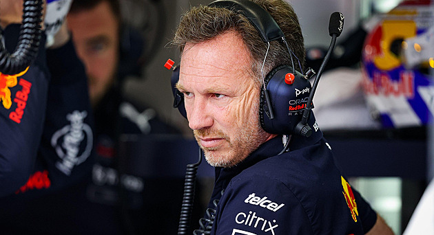 Horner může zůstat bossem v Red Bullu, k zaměstnankyni se nechoval nevhodně