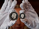 Britská mincovna Royal Mint pedstavila nové mince s Karlem III.