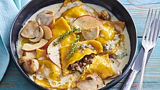 D��ov� ravioly s jablky a h��bky