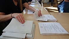 Začalo druhé kolo senátních voleb. (30. září 2022) | na serveru Lidovky.cz | aktuální zprávy