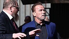 Arnold Schwarzenegger navtívil bývalý nacistický vyhlazovací tábor Osvtim,...