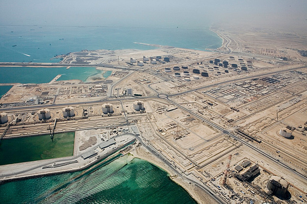Katar upevňuje pozici světové LNG velmoci, smlouva s britskou Shell je na 27 let