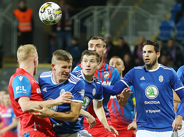 ONLINE: Plzeň hraje v Boleslavi, Baník s Libercem. V akci i Zlín s Budějovicemi