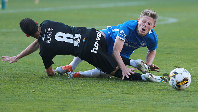 Liberec - Ostrava 0:0, domácí hrozili i v deseti, zmar Baníku trvá