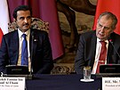 Katarský emír Tamim bin Hamad Sání s prezidentem Miloem Zemanem na Praském...