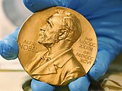 Nobelova medaile. (17. dubna 2015)