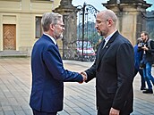 Premiér Petr Fiala a ukrajinský premiér Denys Šmyhal. (6. října 2022)