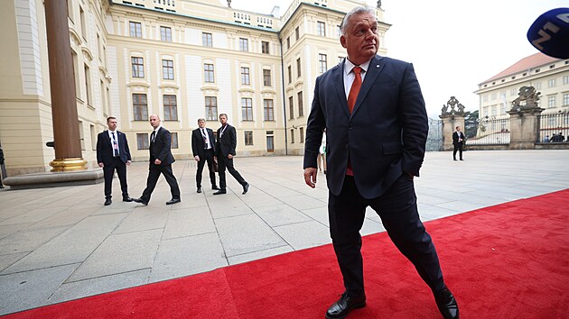 První jednání širšího formátu evropských zemí, Evropského politického společenství. Na snímku maďarský premiér Viktor Orbán. (7. října 2022)