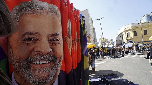 V Brazílii proběhnou prezidentské volby, čeká se souboj mezi současným prezidentem Jairem Bolsonarem a bývalým prezidentem Luizem Ináciem Lulou da Silvou. (1. října 2022)