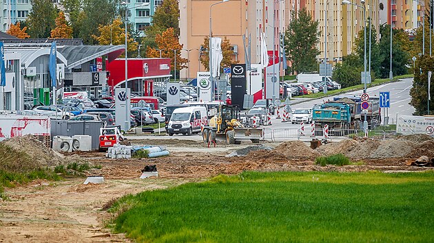 Na okrun kiovatku nave nov spojka, na kter zane firma pracovat pt rok.