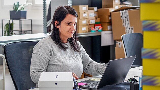 Firma Little Shoes dod�v� boty do cel� Evropy.