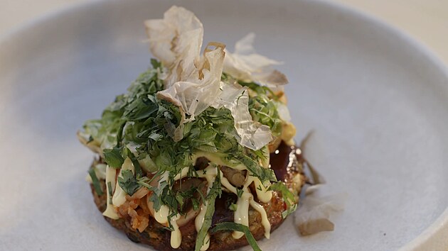 Forejtovy aponsk placky okonomiyaki, co je v podstat zeln brambork, s...