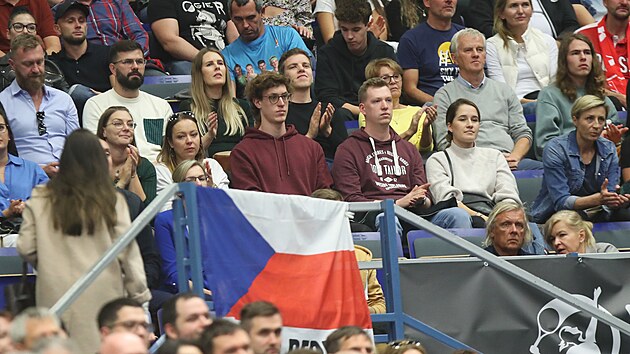 Fanouci Barbory Krejkov sleduj finle ostravskho turnaje.