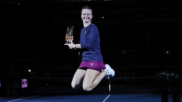 Barbora Krejkov s trofej pro vtzku turnaje v Ostrav.