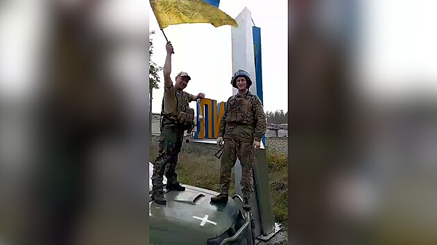 Ukrajinští vojáci jsou na předměstí okupovaného Lymanu