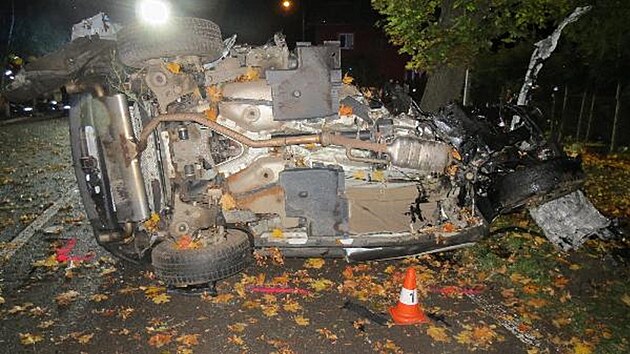 Tragick nehoda osobnho auta na pedmst Nov Paky (3. 10. 2022)
