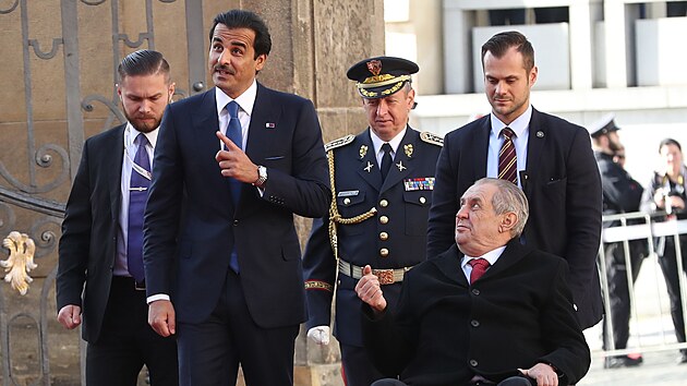 Prezident Miloš Zeman na Hradě uvítal katarského emíra Tamima bin Hamad Sáního. (5. října 2022)