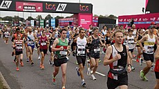 Bci krátce po startu Londýnského maratonu
