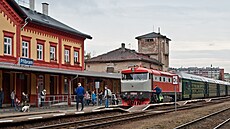 Velkou atrakcí elezniního dne v Píbrami byly bardotky, úastníci si mohli...