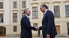 Příjezd státníků na první jednání širšího formátu evropských zemí. Český...