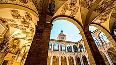 Bolo�ská univerzita